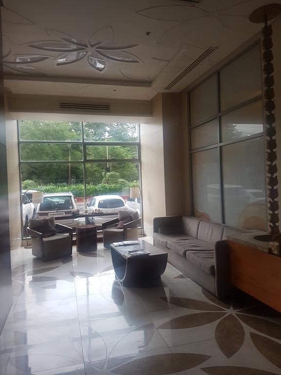 Eton Baypark Apartment Manila Luaran gambar